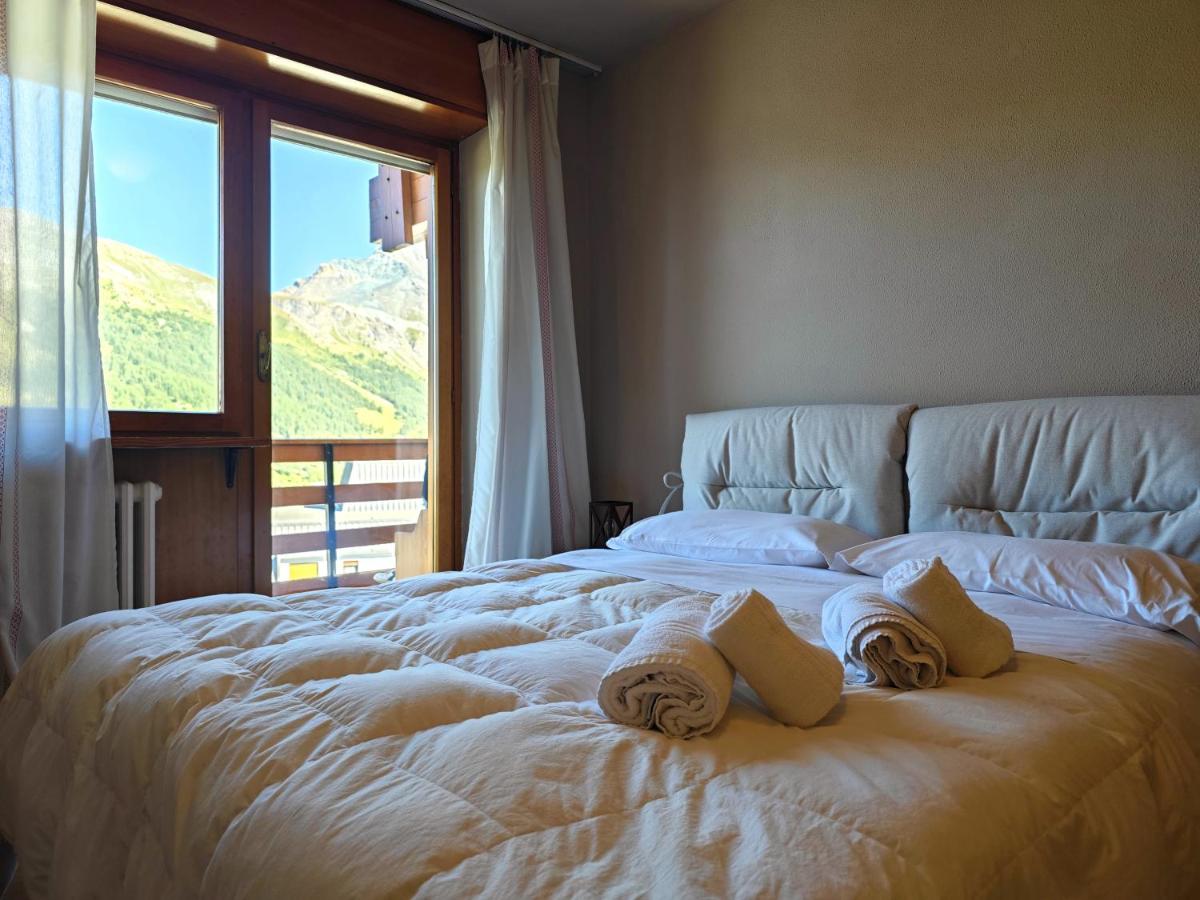 Hostdomus - Color Apartment - Housity