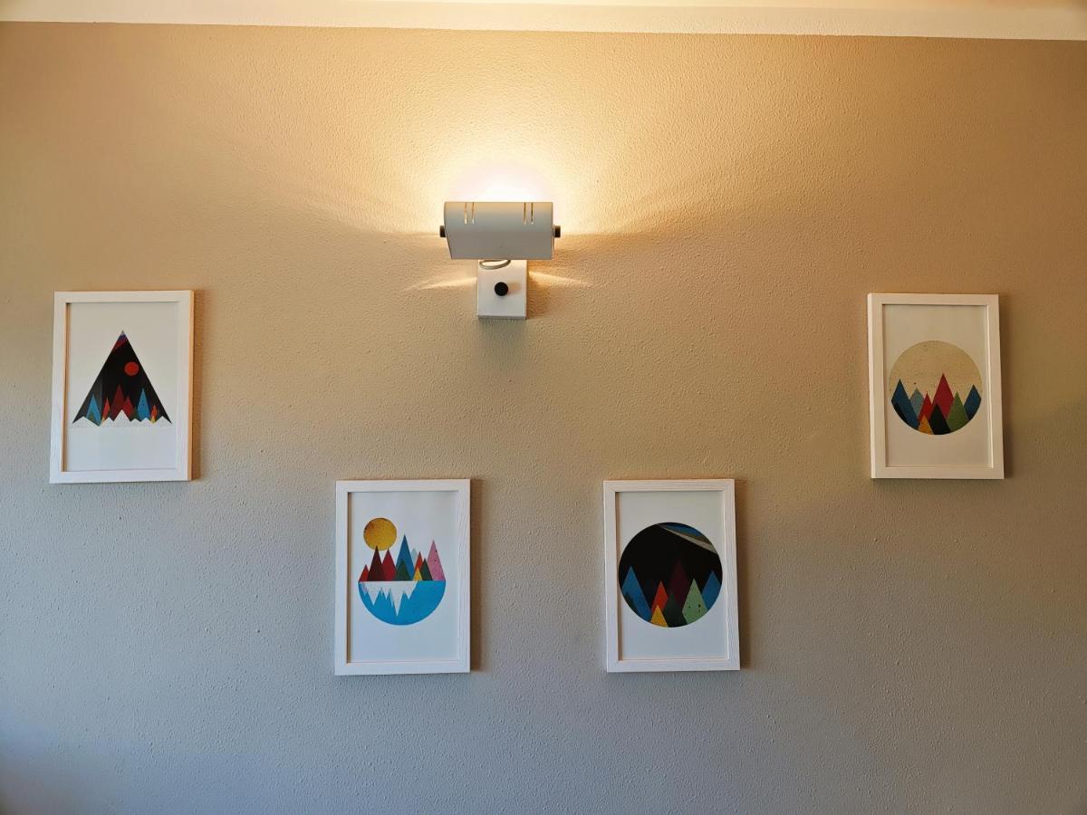 Hostdomus - Color Apartment - Housity