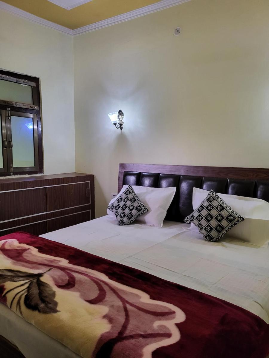 Ayodhya,Narayan stay - Housity