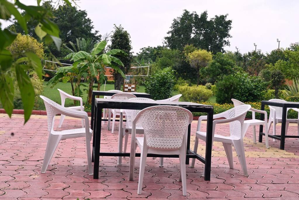 Monroe Stay - Housity