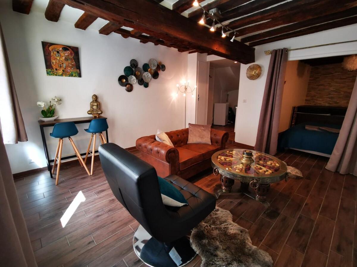 Suitetrails - Appartement et Jacuzzi privatif cœur de Chartres