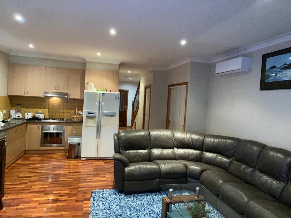 Townhouse - Housity