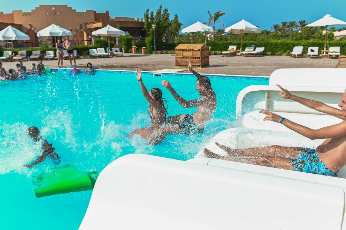 Suitetrails - Dream Lagoon Resort & Aqua Park