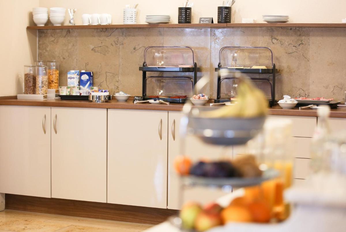 Auwald Hotel - Housity