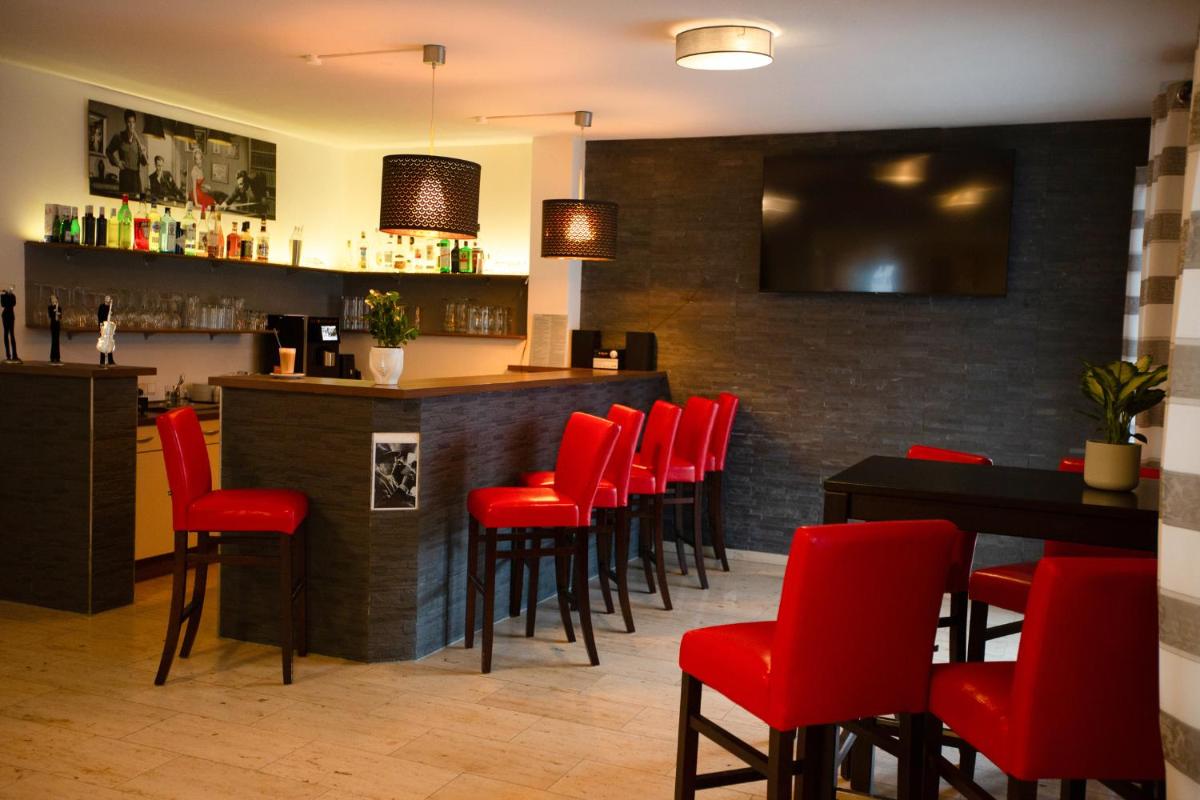 Auwald Hotel - Housity