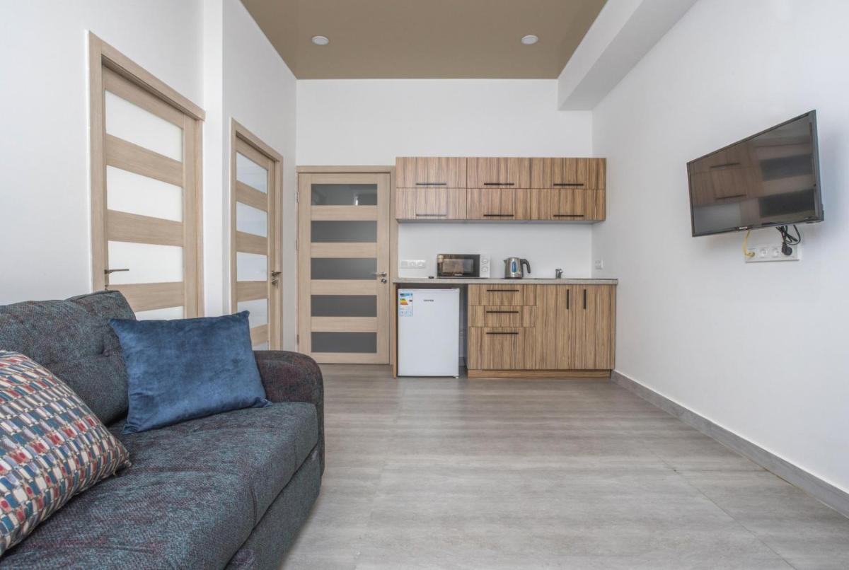 Hotel Armeni - Housity