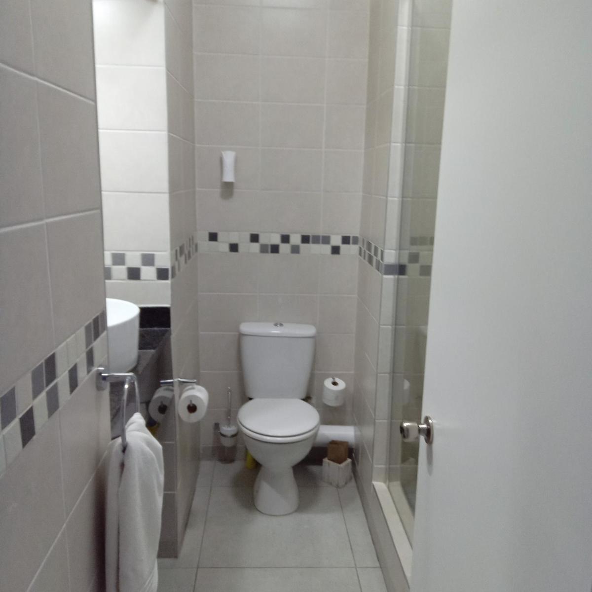 Brookes Hill Suites 238 - Housity