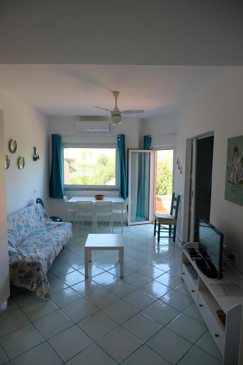 Suitetrails - Calarossa Sardinia Apartments