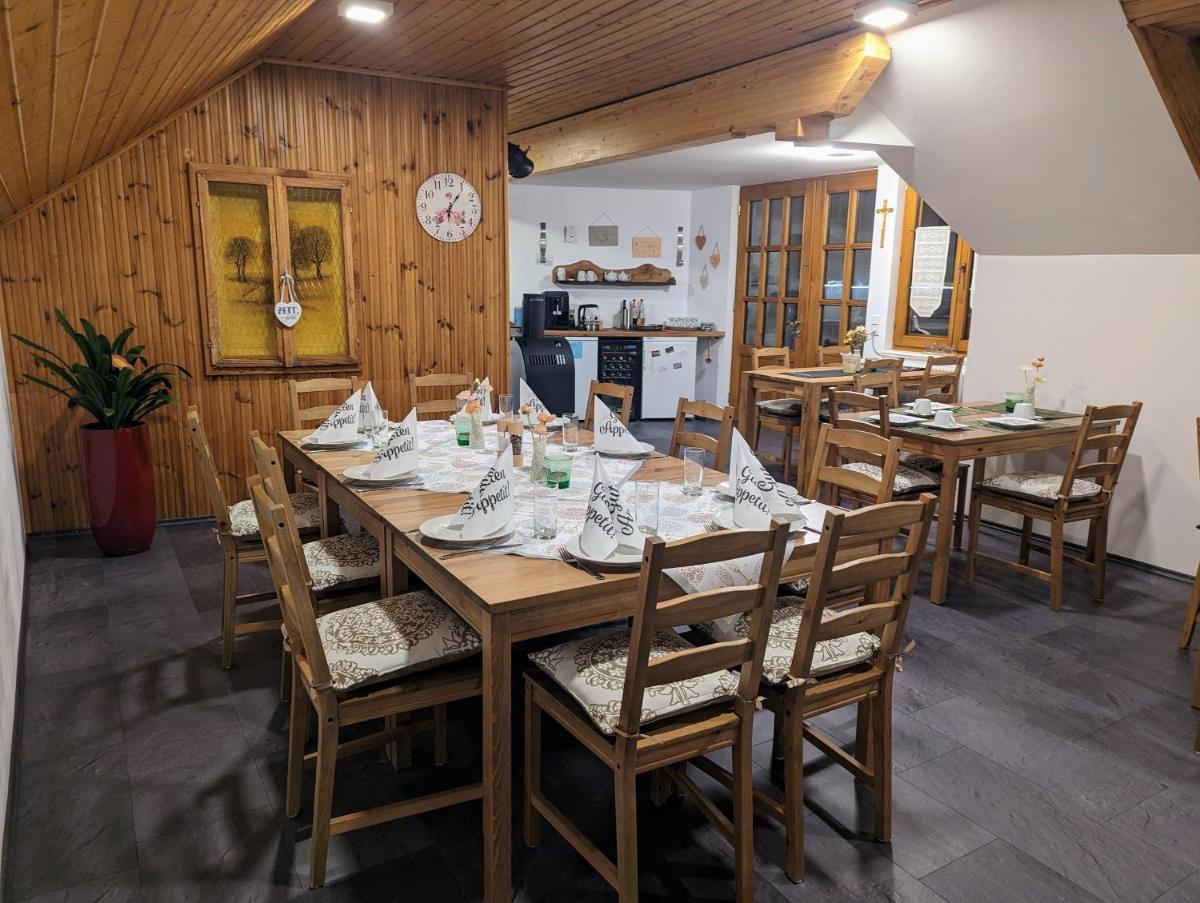 Frühstückspension Eibenstein - Housity
