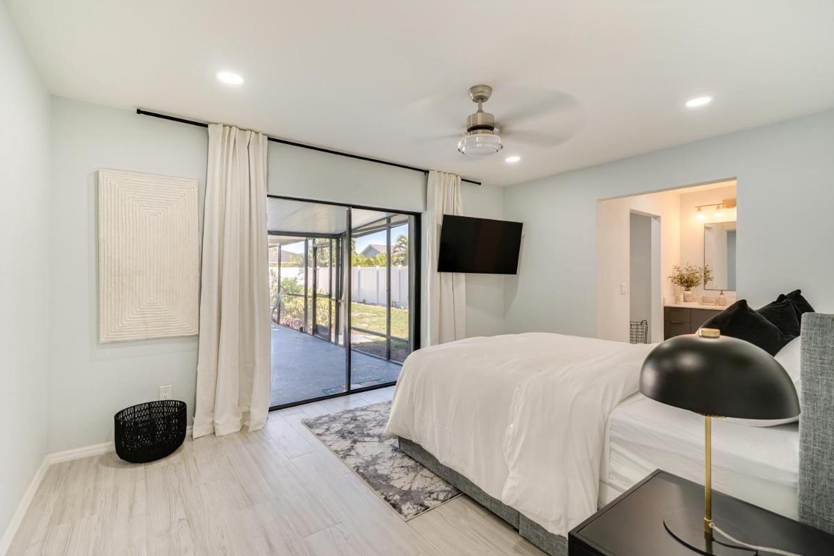 Sleek Cape Coral Vacation Rental with Private Pool! - Housity