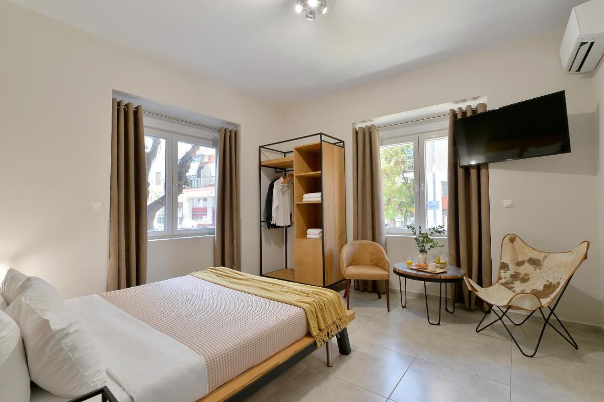 Alekos Apartments 2 Netflix, Self Check-In - Housity