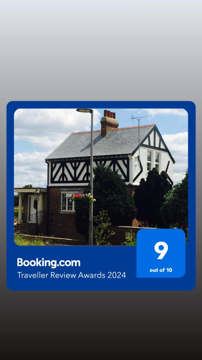 Luxury Cottage Room - Housity