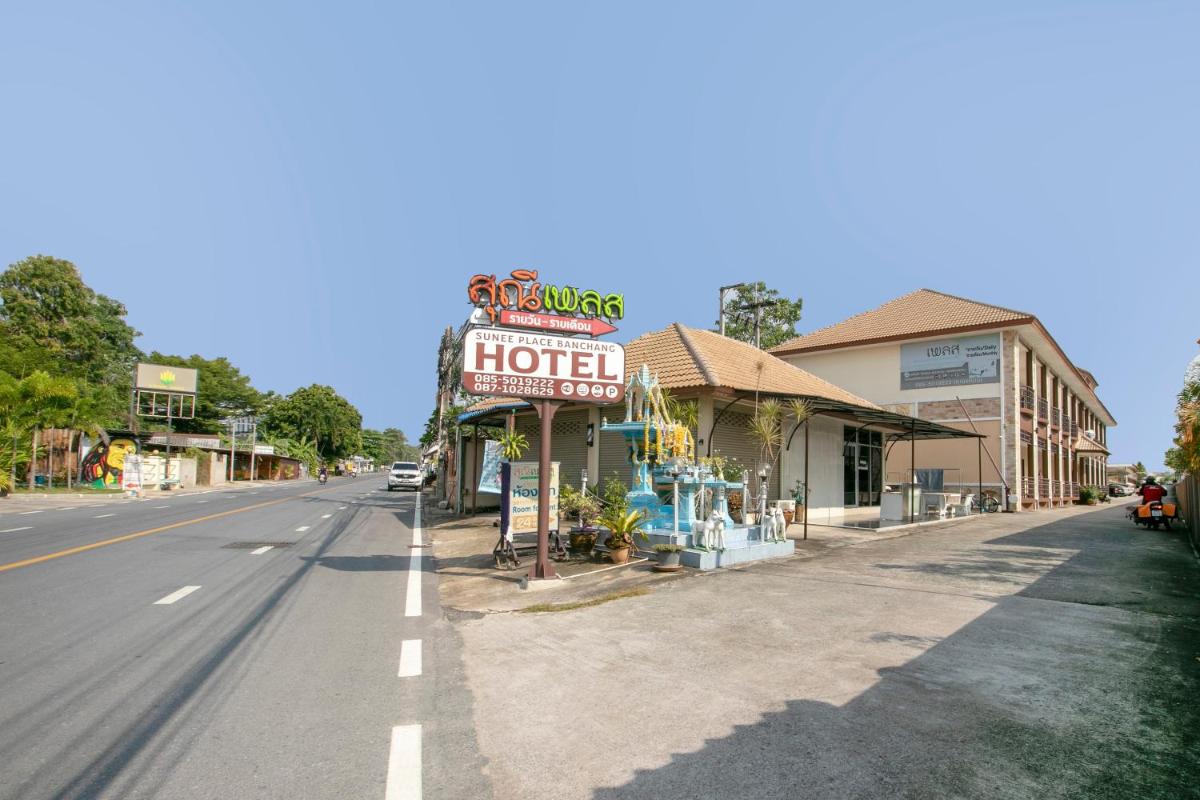 OYO 75390 Sunee Place Hotel - Housity