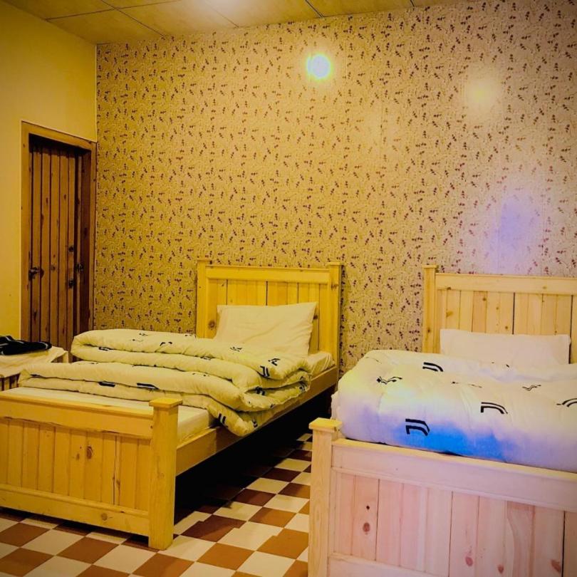 Lalazaar hotel and restaurant - Housity