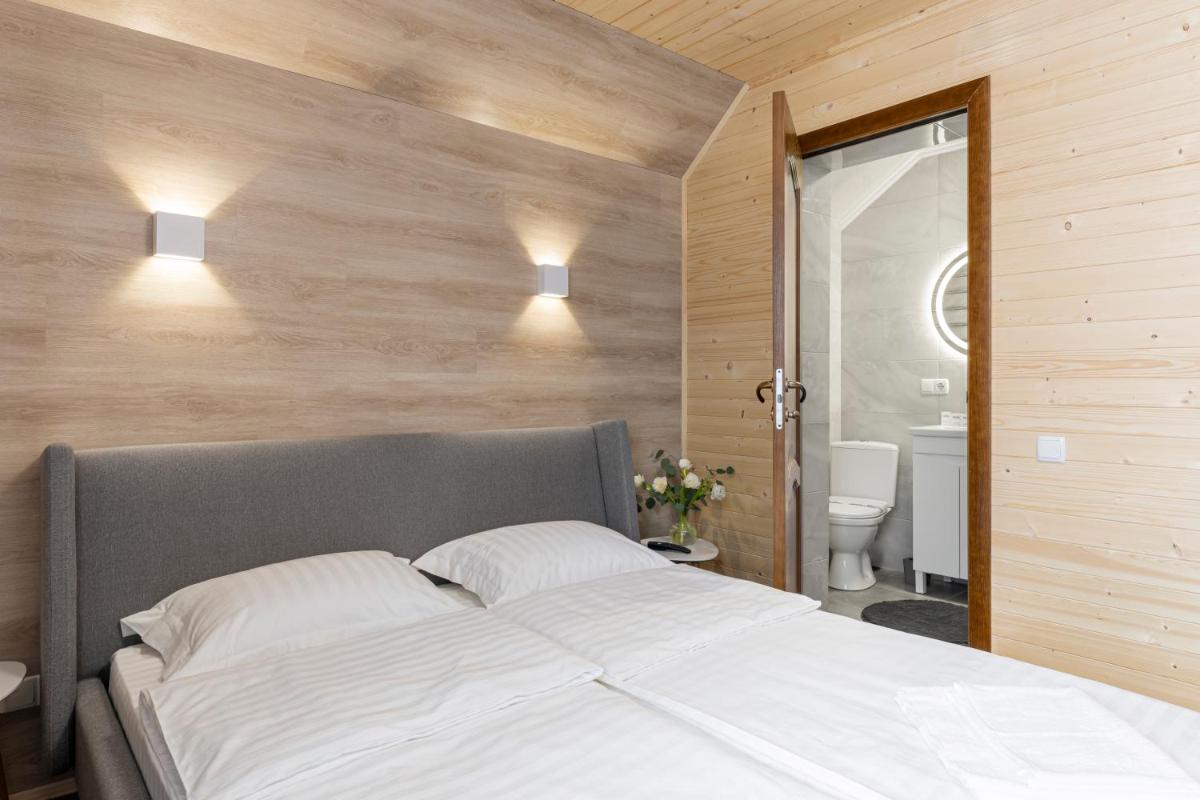 Woodvel House - Housity