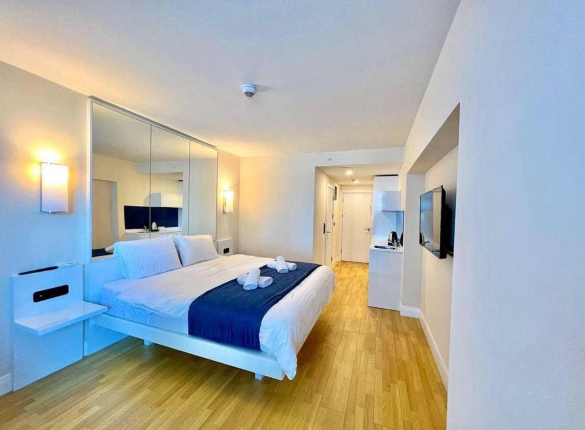 Suitetrails - Royal apartment in batumi