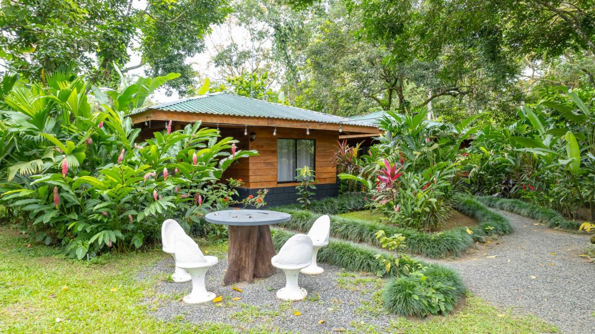 Eden Organic Farm & Bungalows - Housity