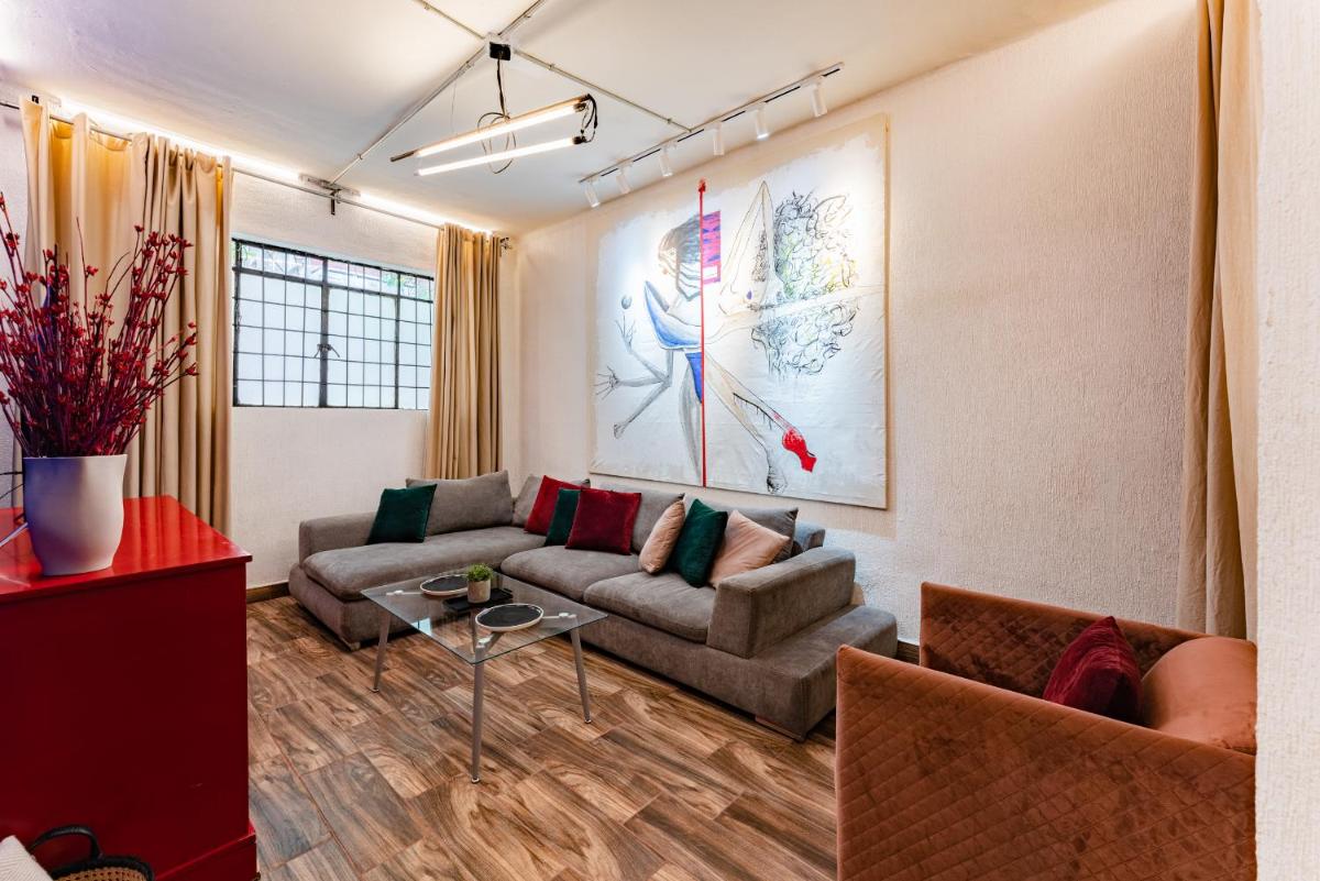 Espaciosa y Lujosa Casa en la Condesa con Roof Top - Housity