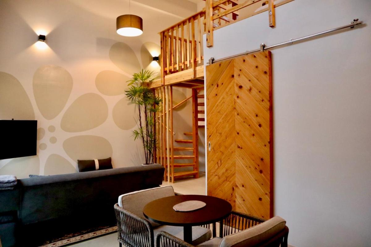 Hotel Little Swiss House - Hizvo