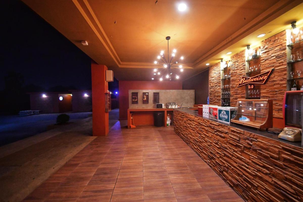 เคน อินน์ เพชรบุรี Kane Inn Petchaburi - Housity