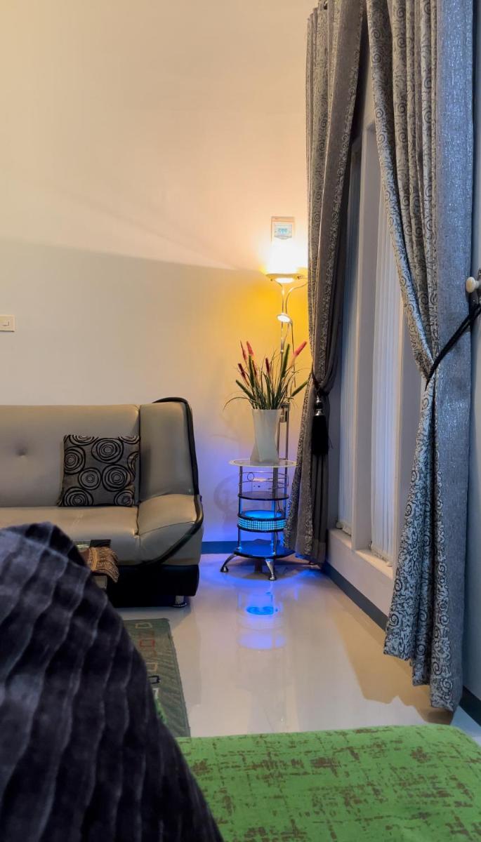 Farastha Homestay - Housity