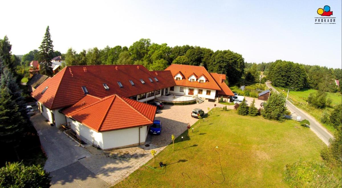Zdrojówka Noclegi - Housity
