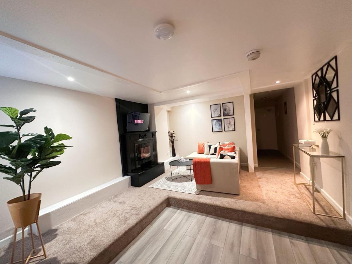 City Euphoria - Housity
