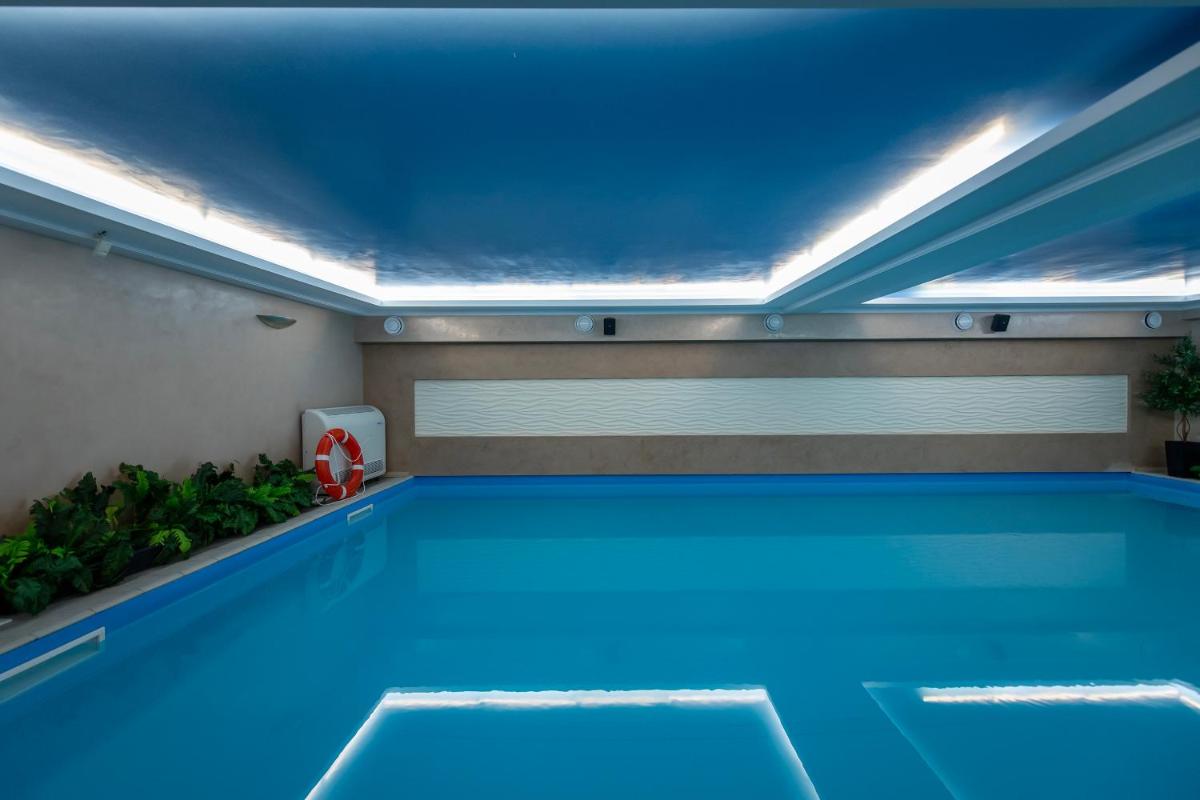 Suitetrails - Tbilisi Laerton Hotel