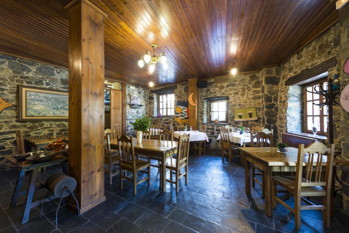 Hotel Rural Valle de Ancares - Housity