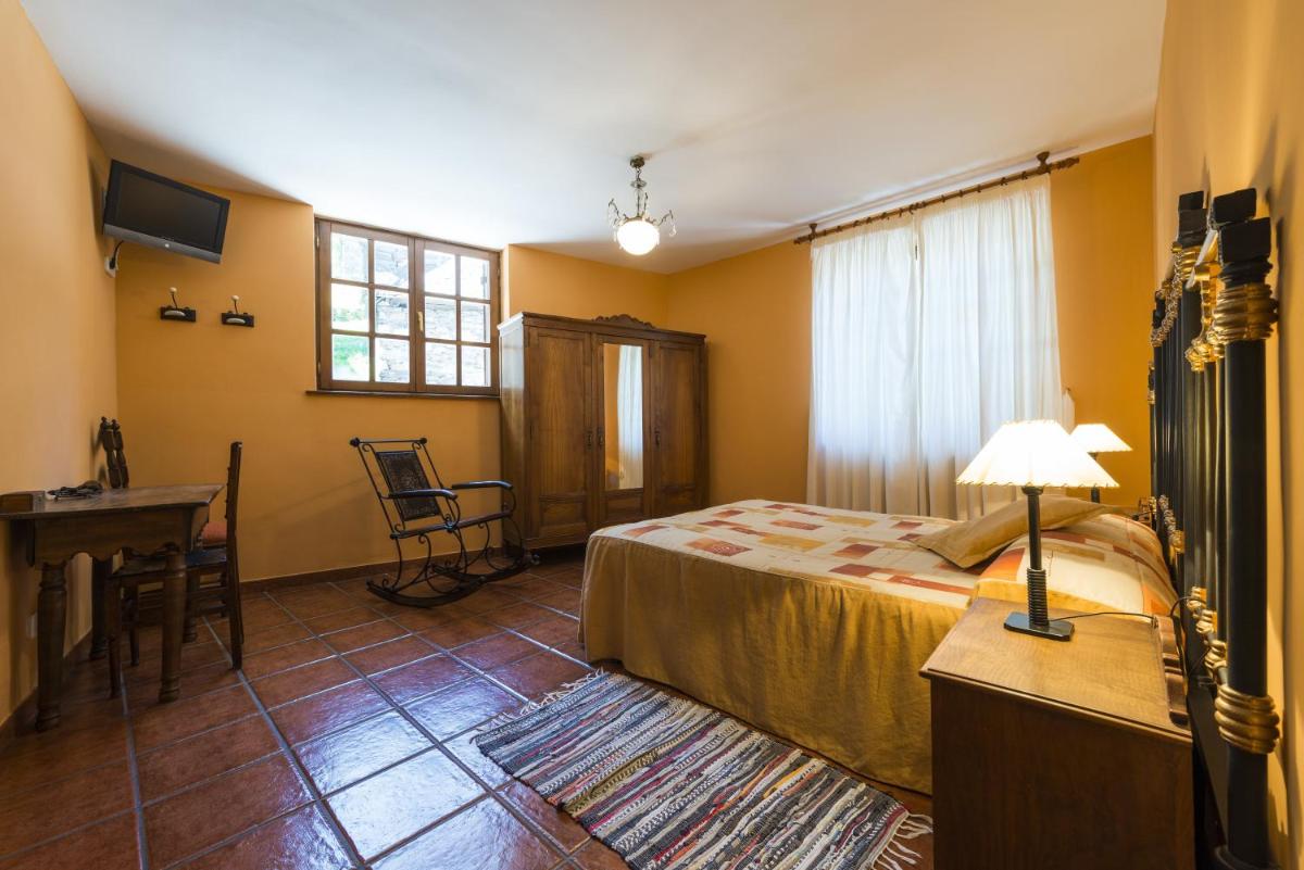 Hotel Rural Valle de Ancares - Housity