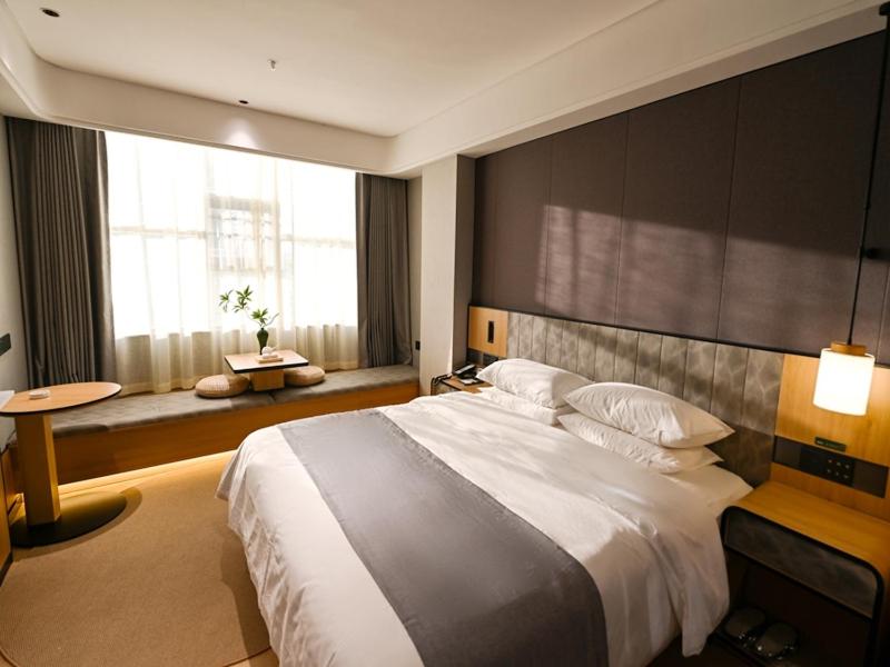 Thank Inn Chain Hotel Loudi City Government Hotel - Housity
