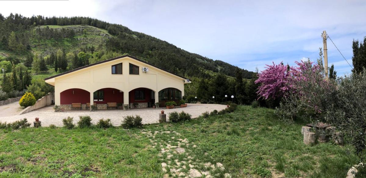 Agriturismo Serra Moneta - Housity