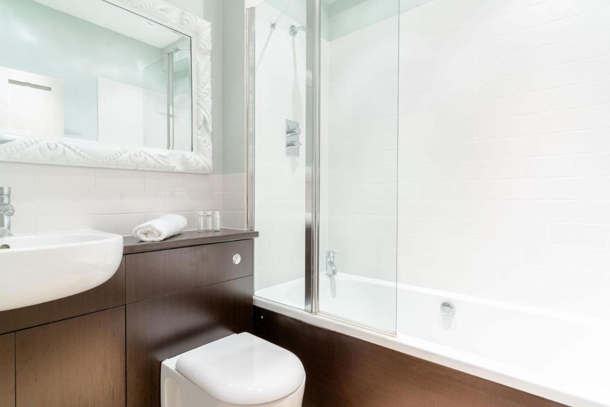 3 The Old School House - Housity