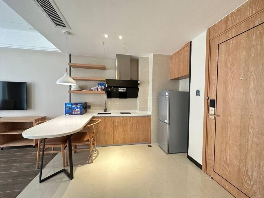 New Modern Luxury Suite Apartment At The Heart of Vientiane - Housity