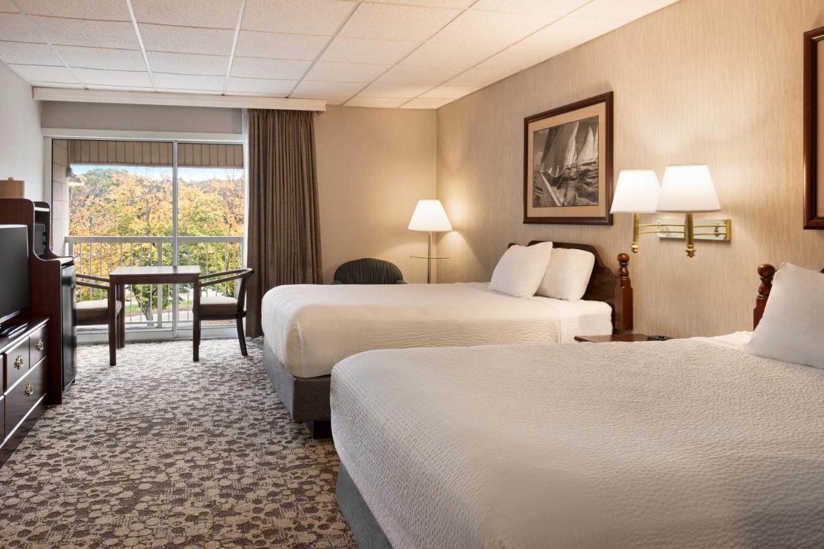 Ramada Plaza by Wyndham Portland - Housity