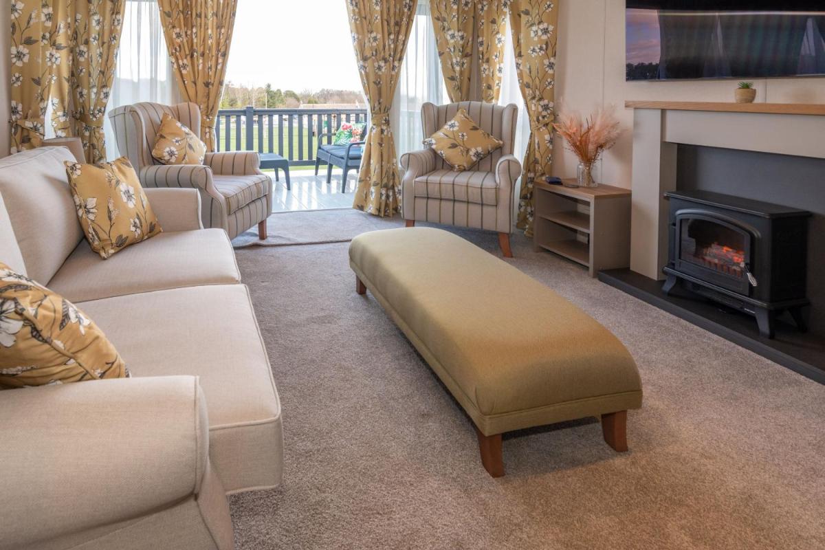 Lodge No 7 - St Andrews Lodge Park - Housity