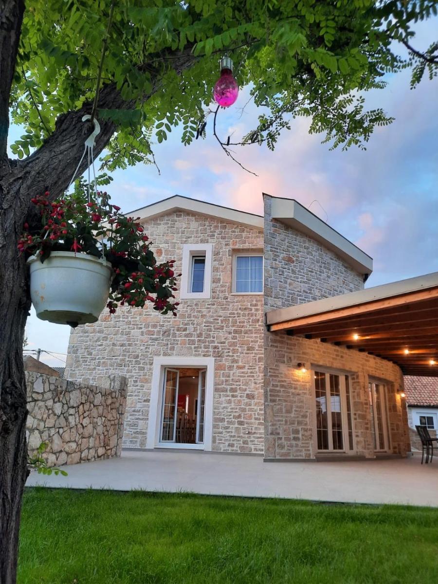 Castello Exclusive rooms with breakfast - by TA Leut Agency - Housity