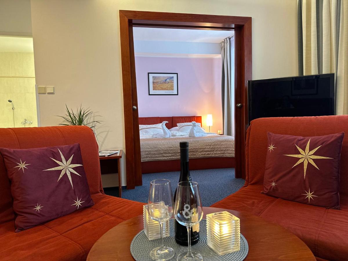 Wellness Hotel Staré Město - Housity