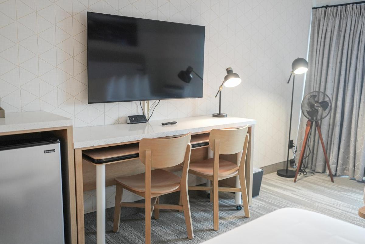 The Boulevard Hotel - Housity