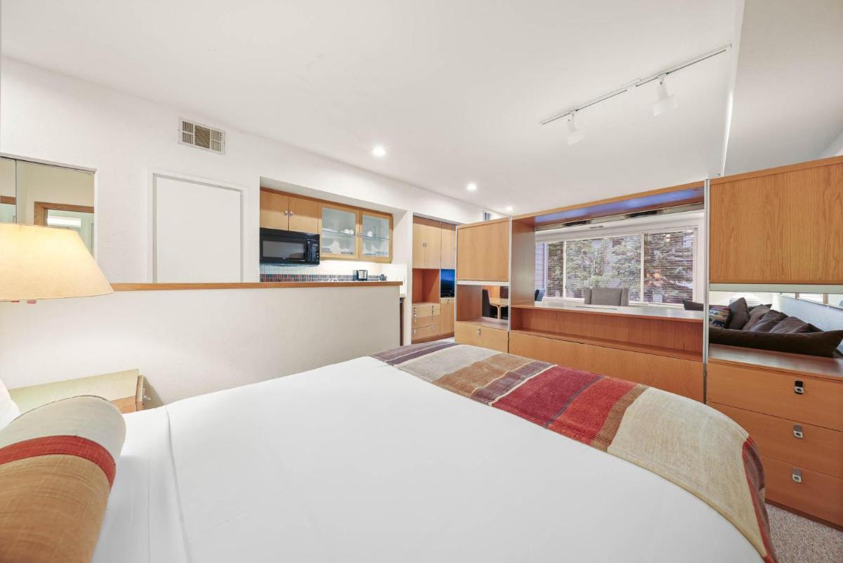 Studio #234 - Housity
