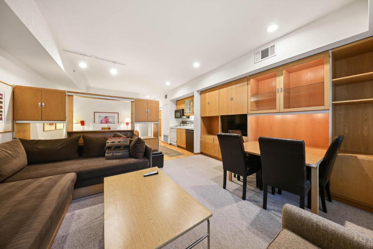 Studio #234 - Housity