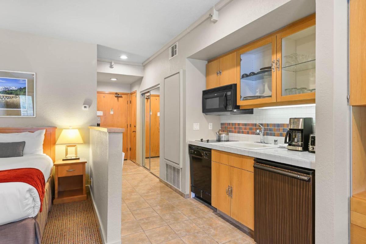 Studio #237 - Housity
