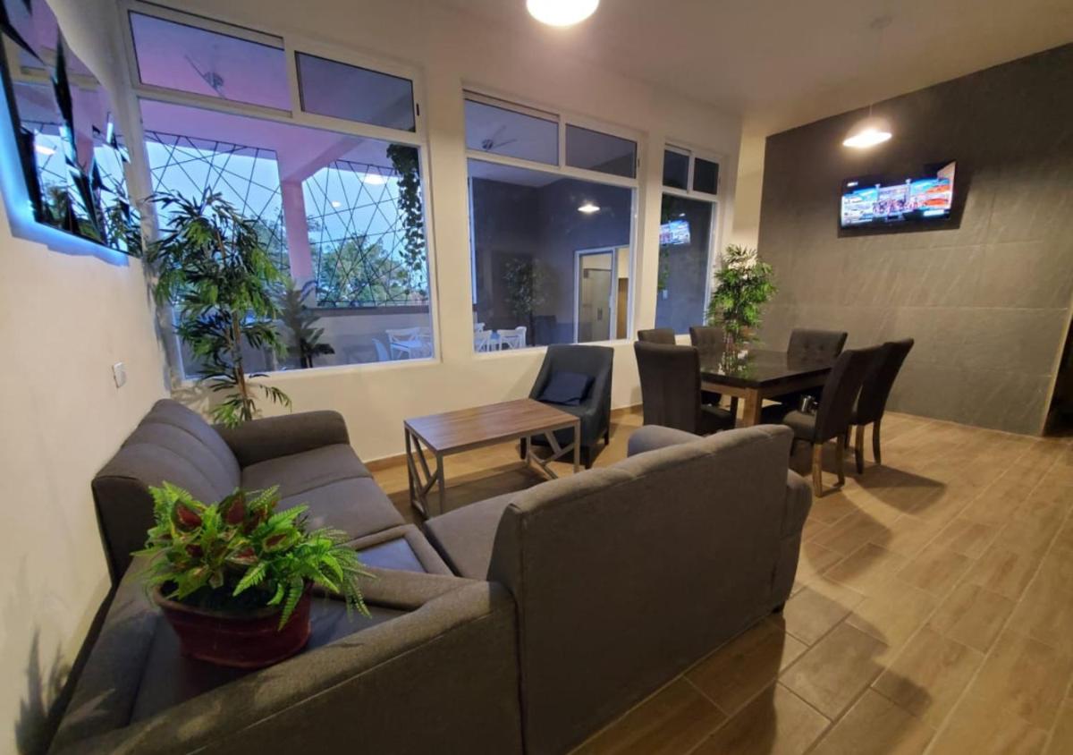 El dorado loft con piscina - Housity