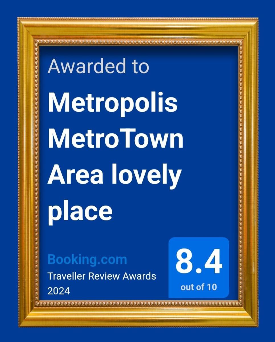 Metropolis MetroTown Area lovely place - Housity