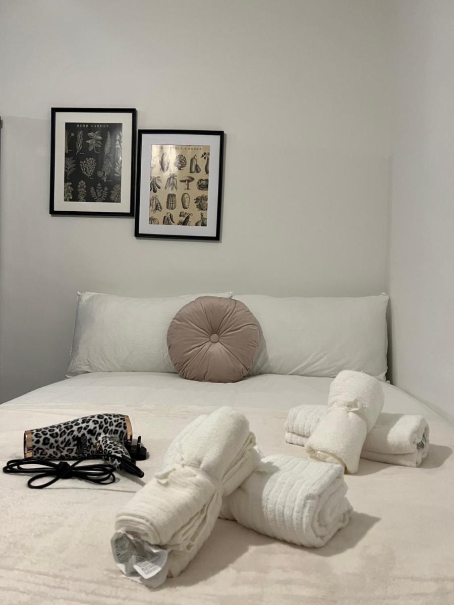 Lovely Double Rooms in Euston & Square - Housity