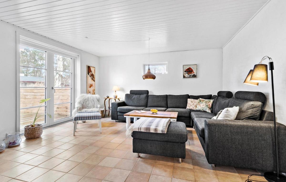 Stunning Home In Gørlev With Wifi - Housity