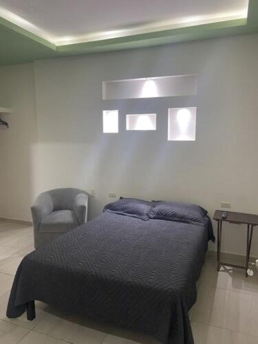 AB bed and breakfast - Housity