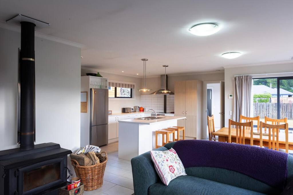 Peaceful Hawea Escape - Housity