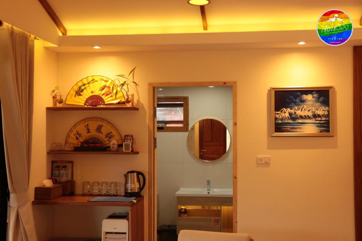เห็ดเหลือง Hedreung banrakthai homestay and camping - Housity