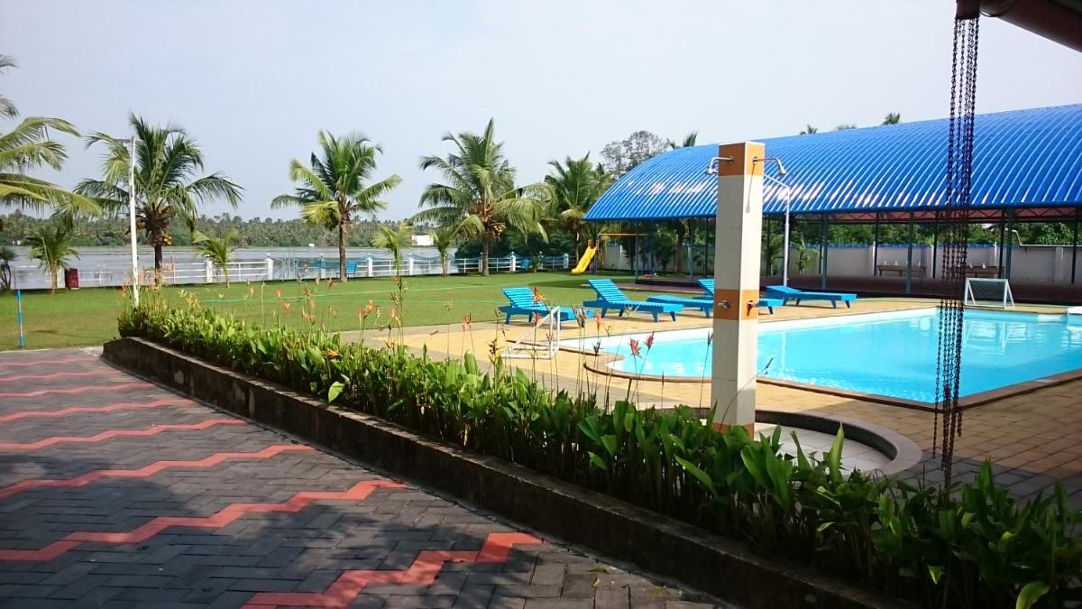 Blue Waters Cherai - Housity